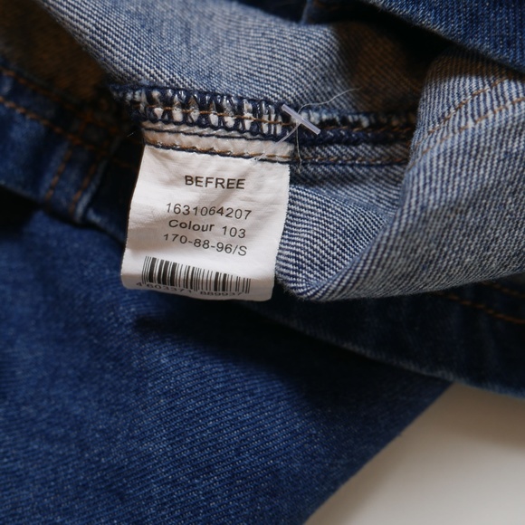 Jean Front Buttoned Suspender Skirt - Picture 5 of 6